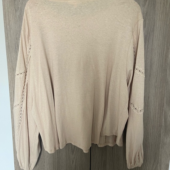 Brand New Easel Shirt - Picture 2 of 2